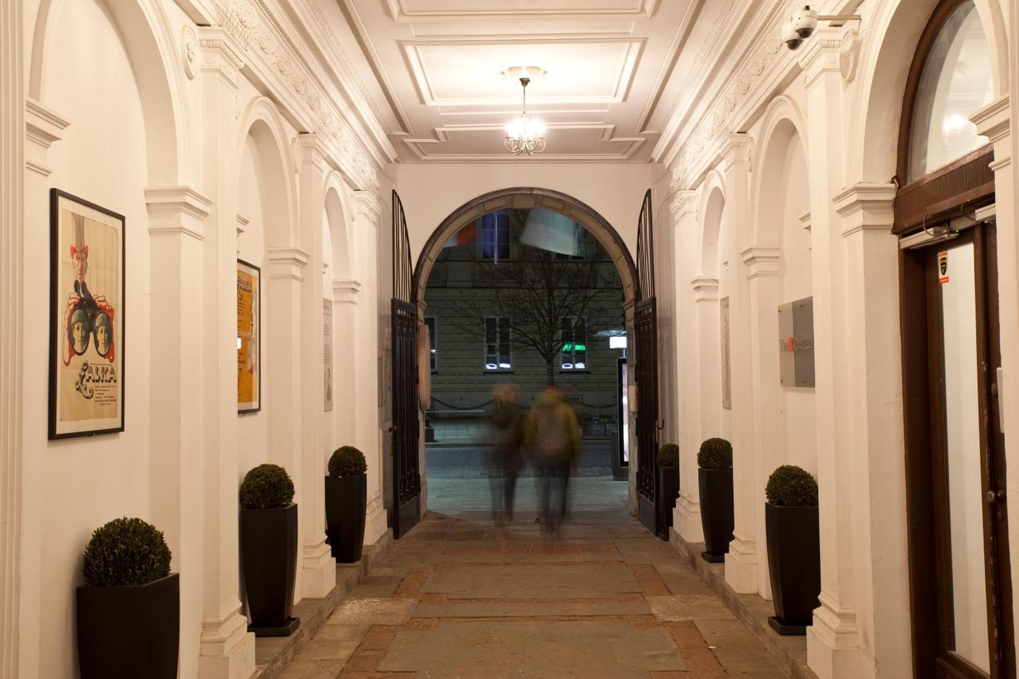 Tiffi Old Town Hotel Warschau Buitenkant foto